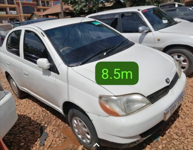 Toyota Platz