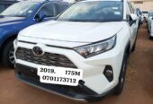 Toyota rav 4 2019