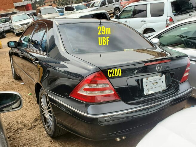 Benz C200