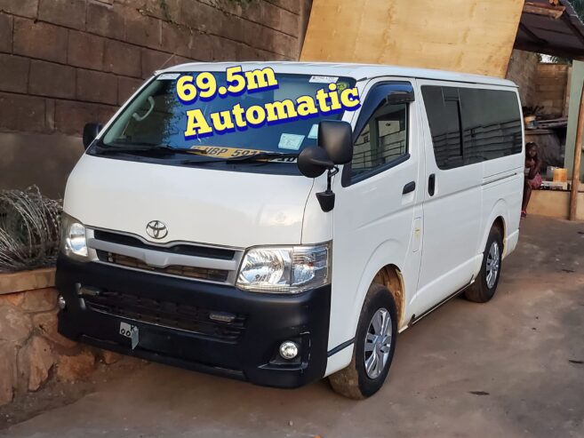 Toyota Hiance