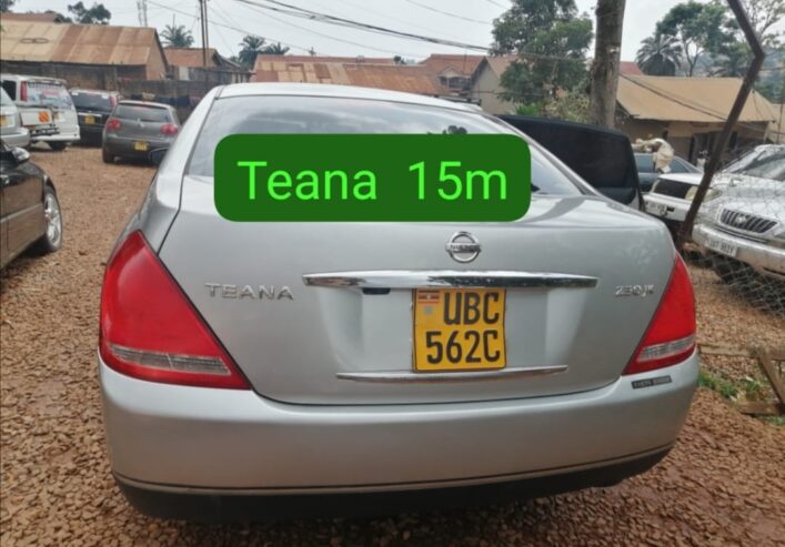 Nissan Teana