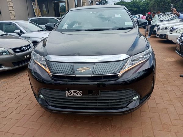 Toyota harrier 2018