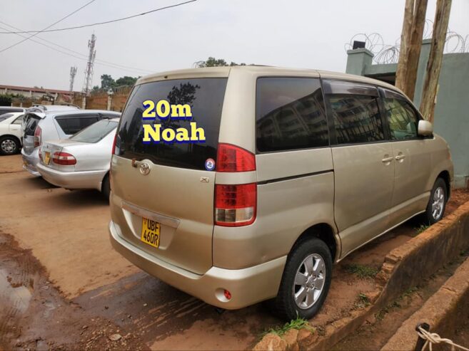 Toyota Noah