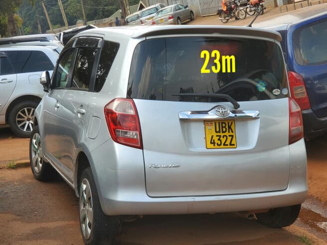 Toyota Vitz 2009