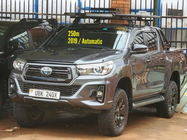 2019 Toyota Hilux ROGUE