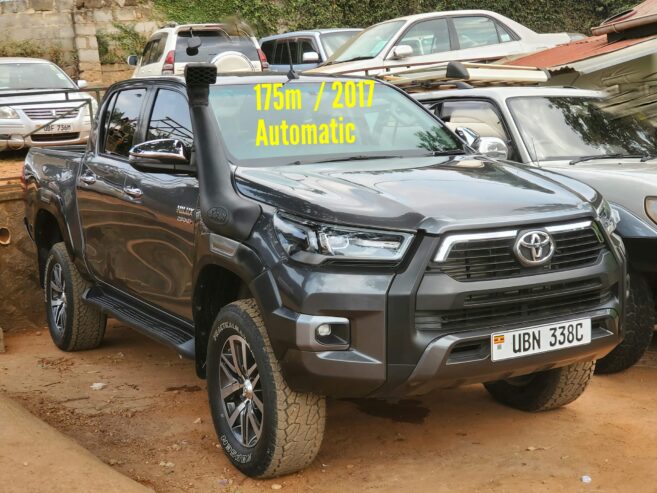 toyota hilux 2017