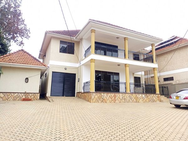 House for rent in Ntinda ministers village 5 bedroom