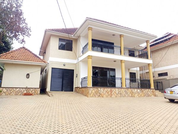 House for rent in Ntinda ministers village 5 bedroom