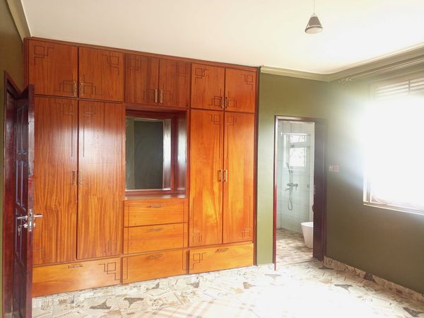 Apartment for rent in ntinda 3 bedroom and 3 bathrooms