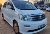 Toyota Alphard AWD