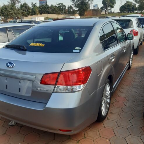 Subaru Legacy AWD