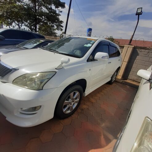 Toyota Harrier White model 2007