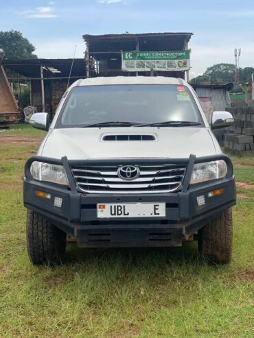 Toyota Hilux model 2010