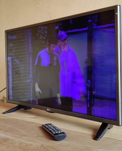 LG 80 cm (32 inches) LED TV