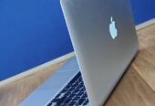 Apple MacBook Pro 13-Inch 2012