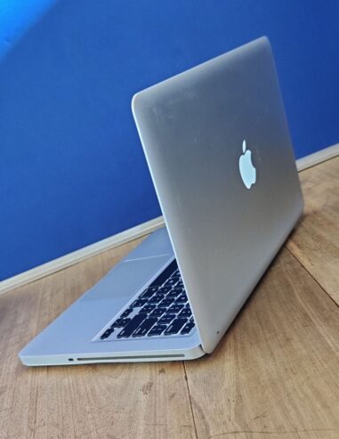 Apple MacBook Pro 13-Inch 2012