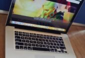 Apple Macbook Pro Intel Core i5 15-Inch Laptop 2.4GH,8GB RAM