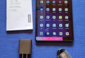 Lenovo Tab M8