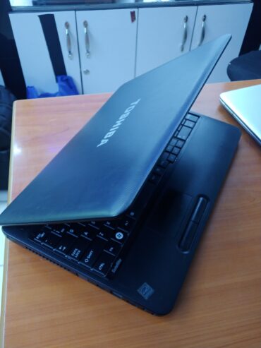 TOSHIBA Satellite