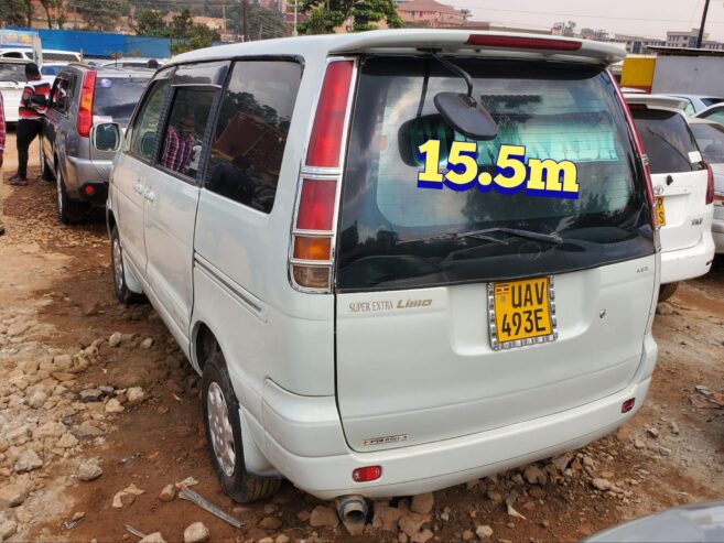 Toyota Noah Super Extra Limo