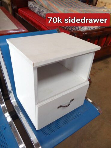 Side drawer at 70k