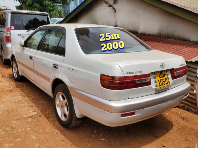 Toyota Premio 2000