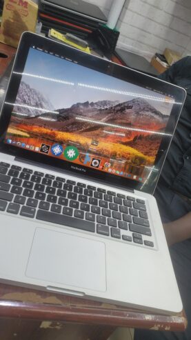 MacBook Pro i5