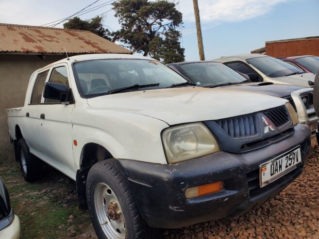 Mitsubishi L200