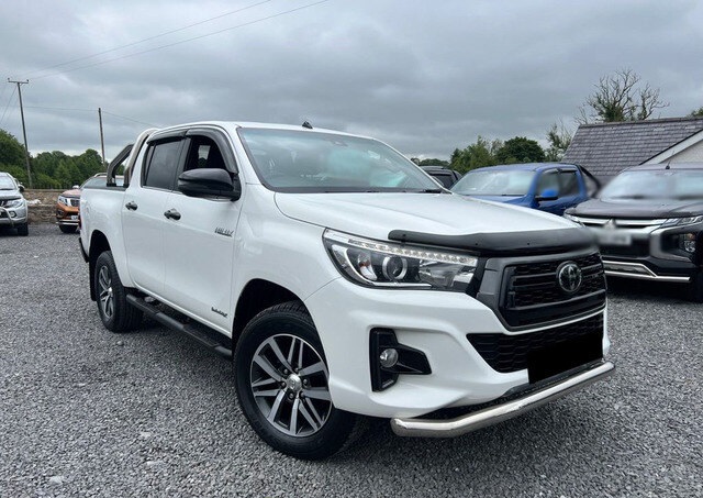 SELL USED RHD 2020 TOYOTA HILUX AUTOMATIC