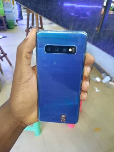 Samsung S10 at 290k