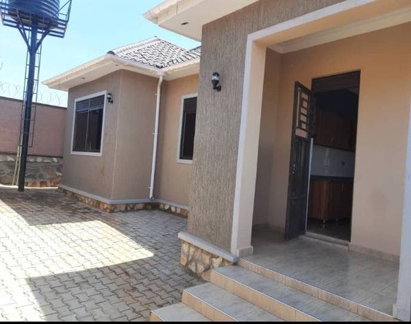 House for sale in kira kimwanyi nakwero