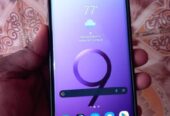 Samsung galaxy s9+ with invisible crack