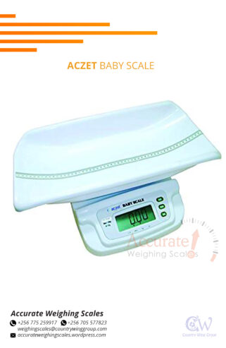 Mechanical dial baby medical weighing scales in Kampala