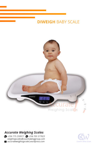 digital infant and baby weighing scale 18KG in Kampala