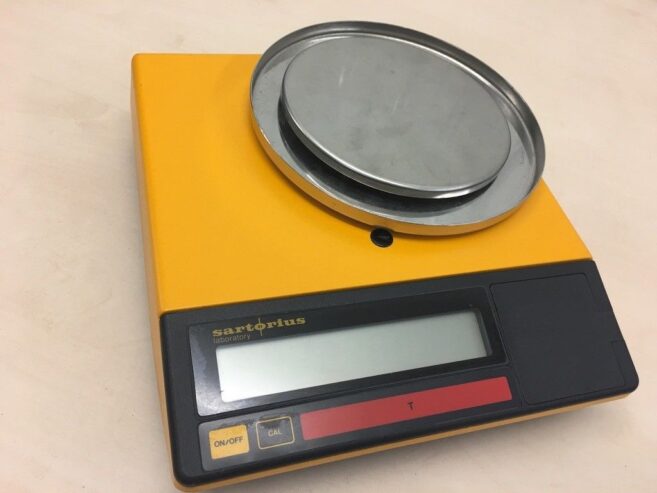 steel Laboratory analytical weighing Scales Kampala