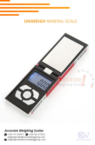 Digital mineral scale with back lit in the display