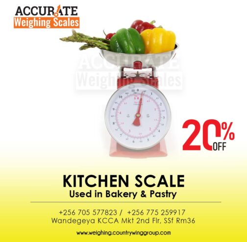 Kitchen weighing scales with recall of memory weight