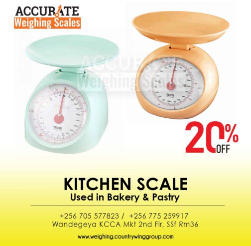 Table top Kitchen scales with removable batteries