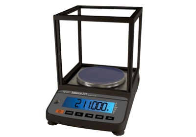 my-weigh-ibalance-211-210g-c-0001g-precision-scale-1