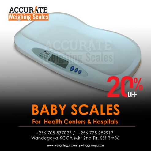 Baby weighing scales of high accuracy and consistency