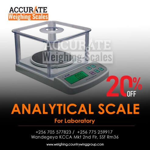 precision analytical balance with a readability ranging