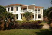 Lake view house for sale in Munyonyo