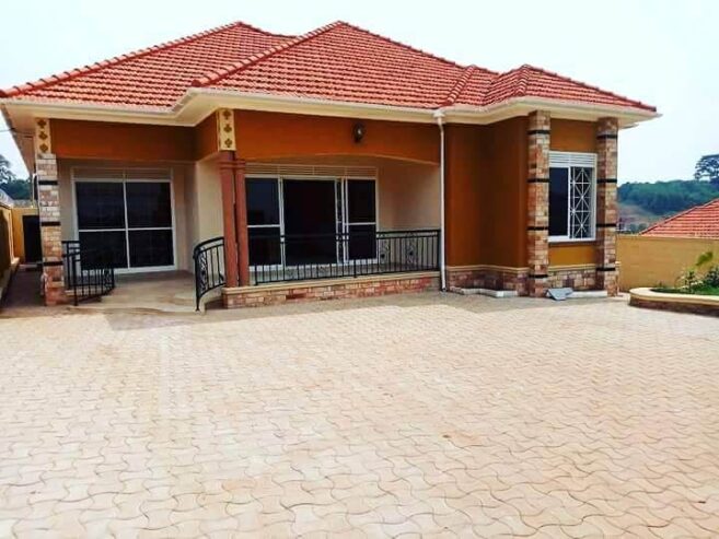 Brand new 4bedroom house for sale in Kira