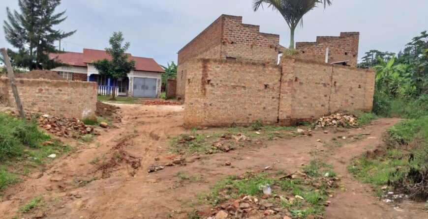 An finished rentals for sell in Nyamitanga