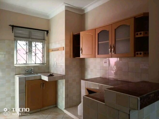 Namugongo nabusugwe 550k spacious three bedroom and two bath