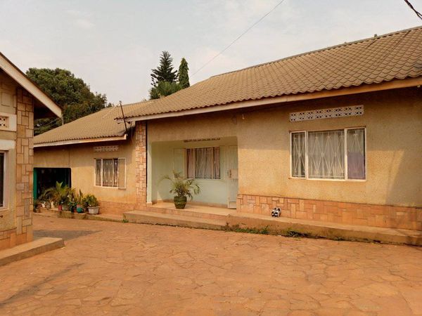 Property for sale in Ntinda, rentals next to tarmac Rd