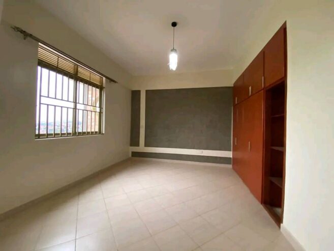 Two bedroom 2bathrooms for rent in kyanja close to the road
