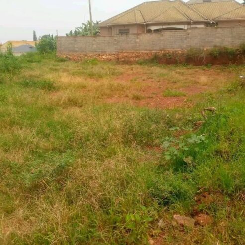 Plots for sale in kisasi, 26 decimals, private mile land