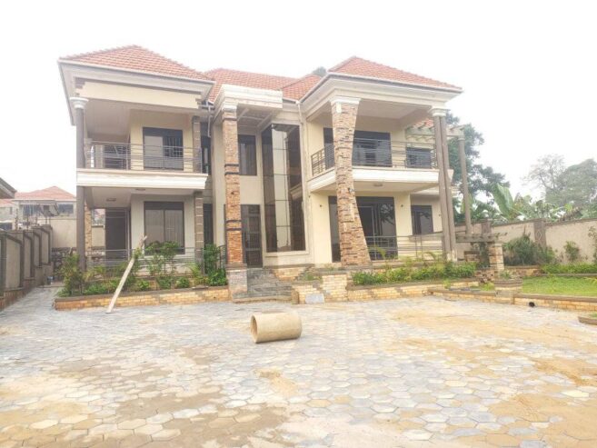 Brand New 7bedroom stand alone house in Kisasi