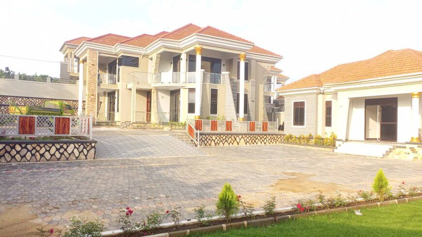 Brand New 6 bedroom house for sale in Kira near KAMPALA